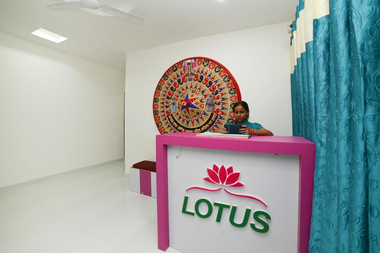 OYO 40893 Hotel Lotus Guwahati Exterior foto